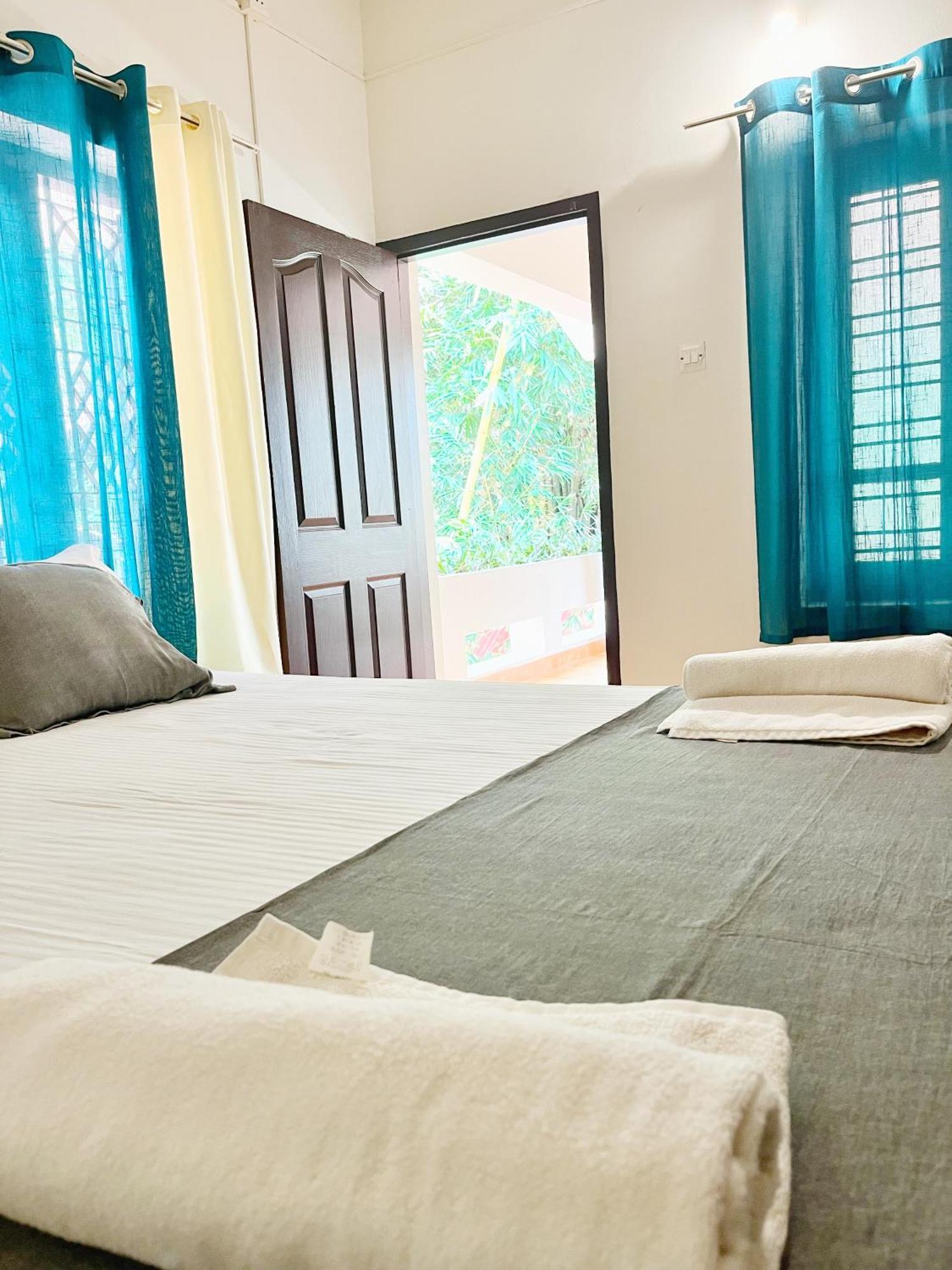 Bava Beach Resort & Retreat Center Варкала Екстериор снимка