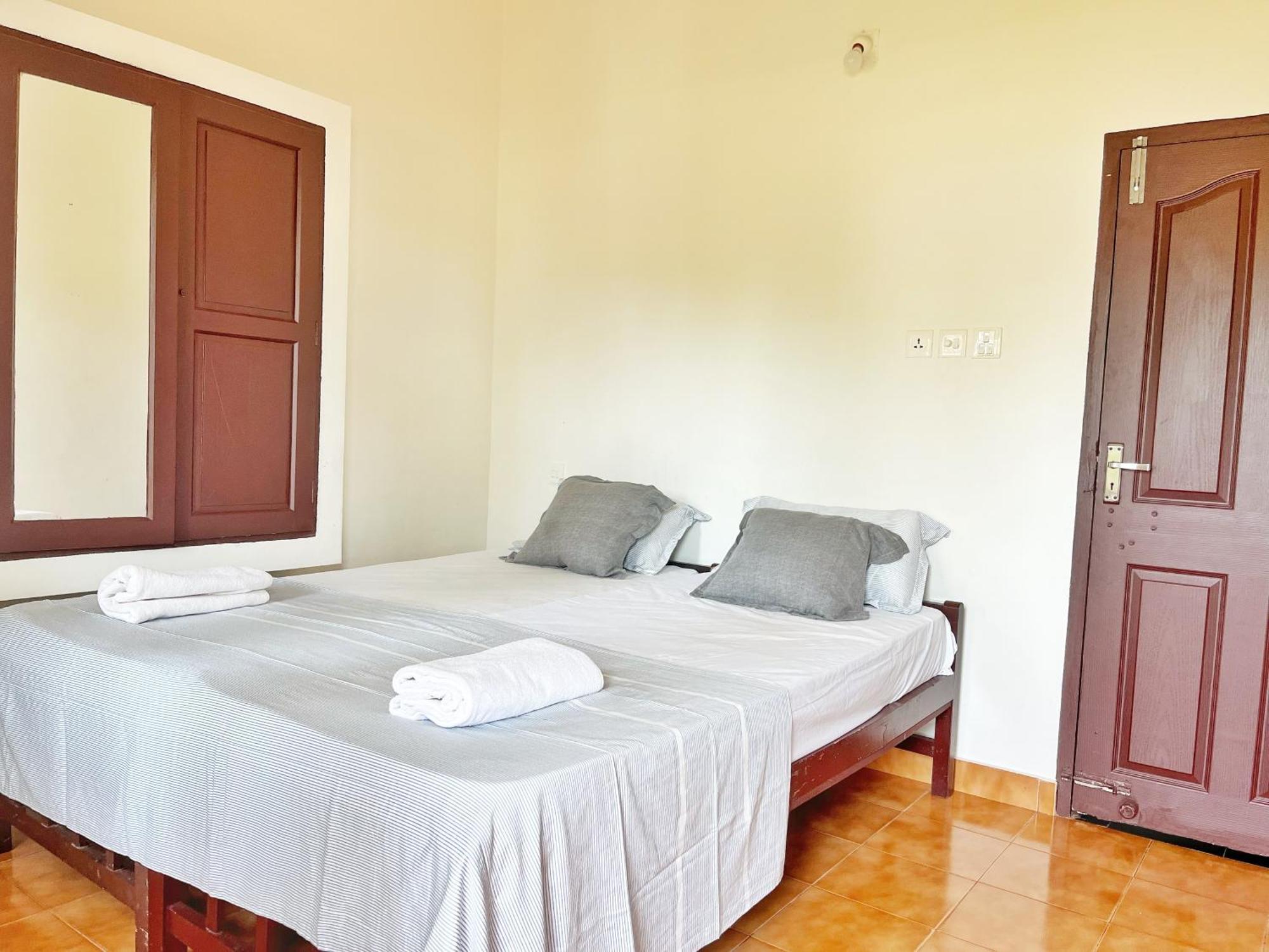 Bava Beach Resort & Retreat Center Варкала Екстериор снимка