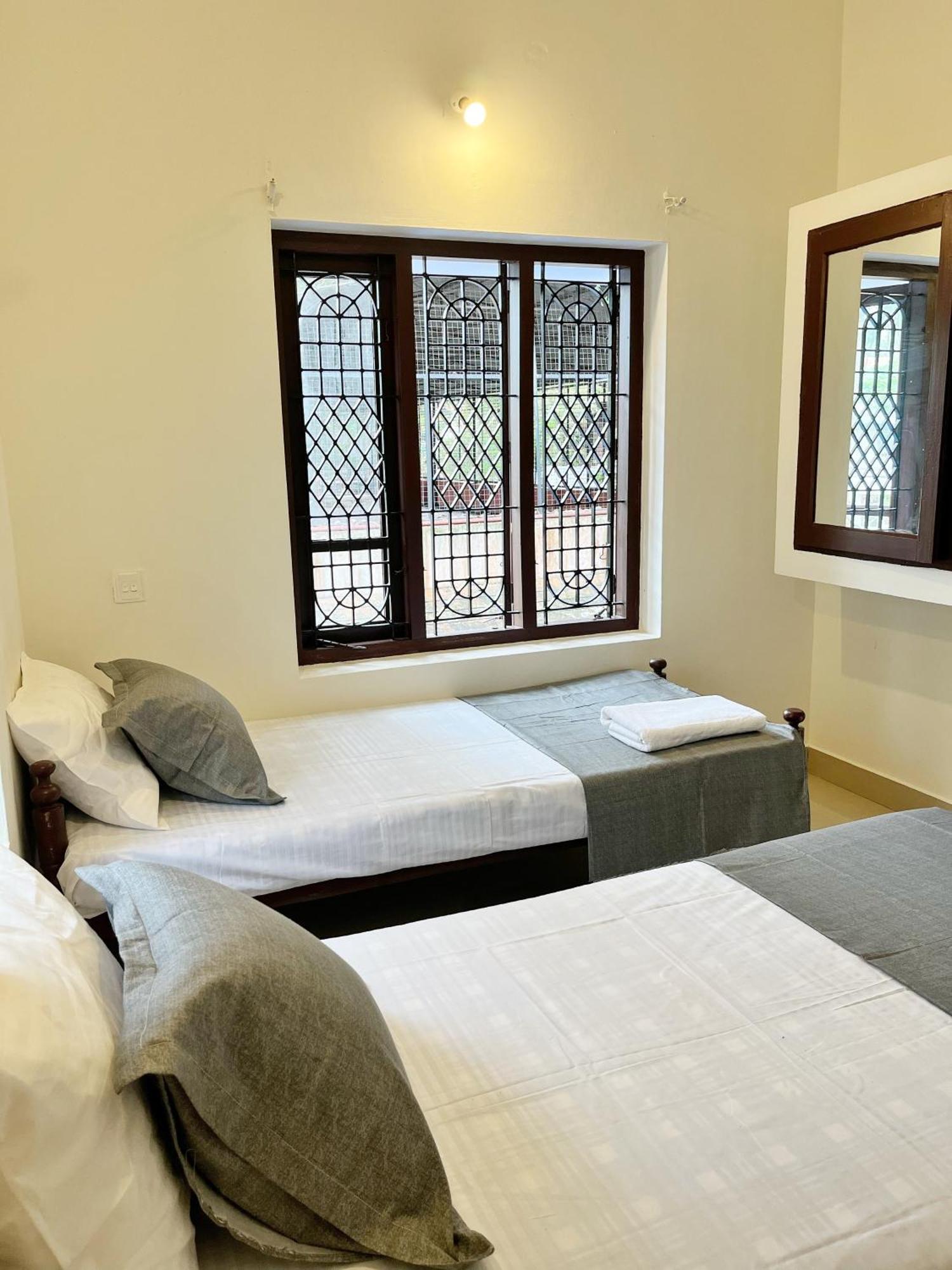 Bava Beach Resort & Retreat Center Варкала Екстериор снимка