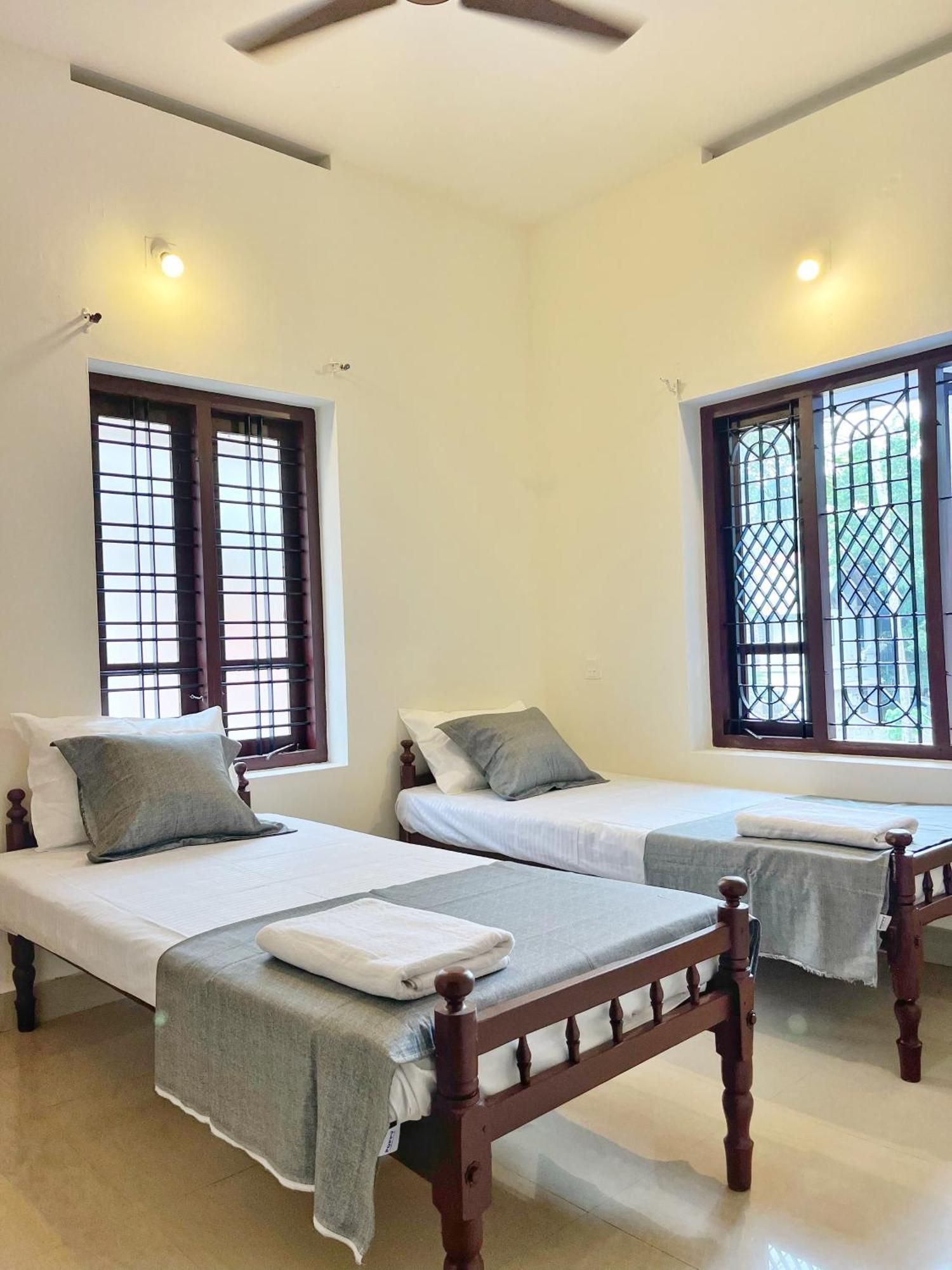 Bava Beach Resort & Retreat Center Варкала Екстериор снимка