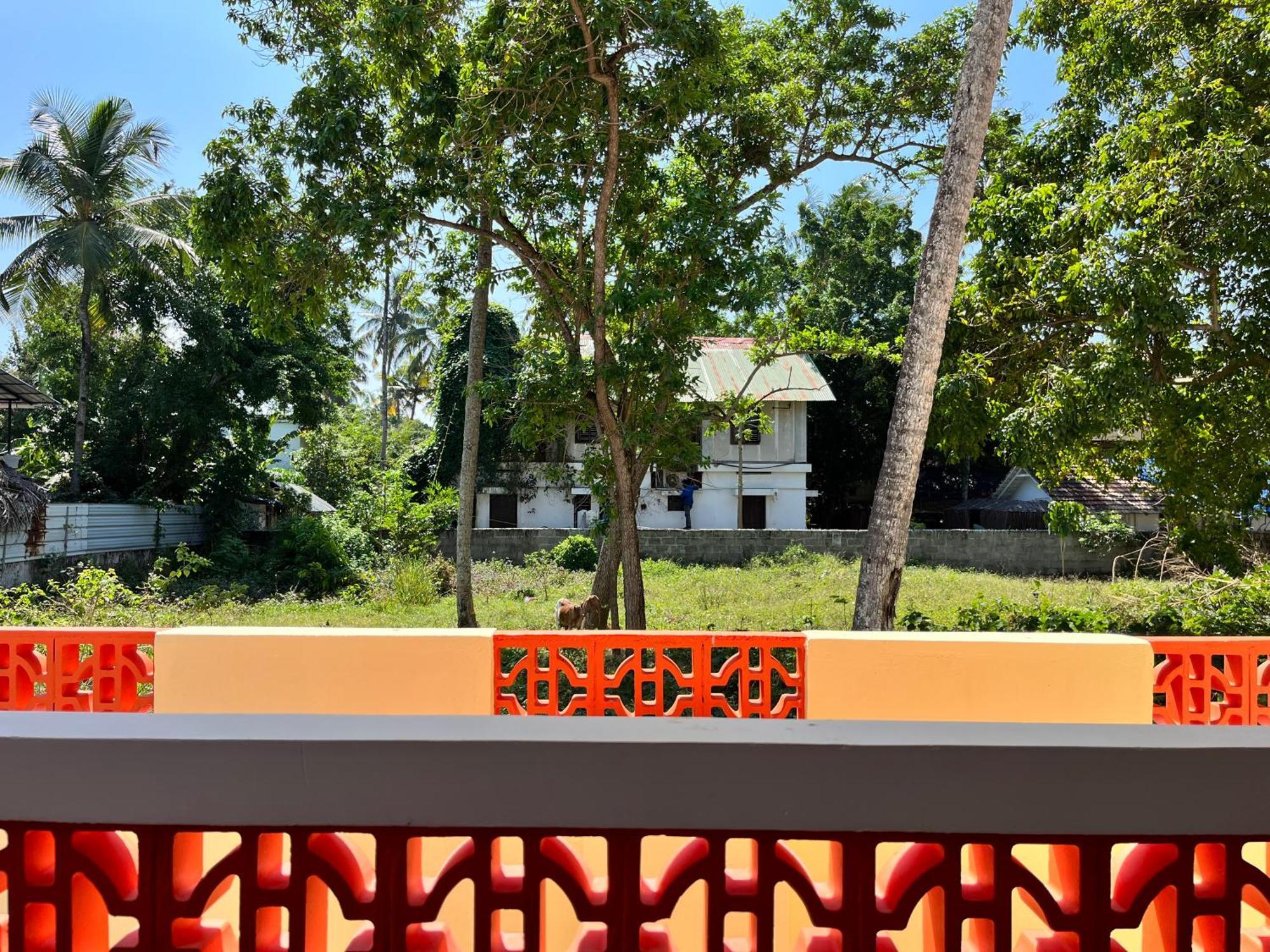 Bava Beach Resort & Retreat Center Варкала Екстериор снимка